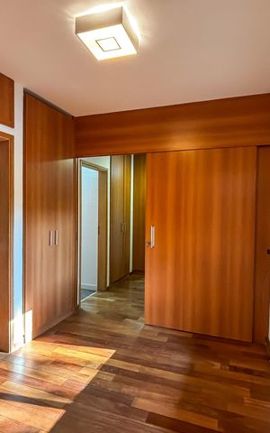 Casa à venda com 452m², 3 quartos e 9 vagas