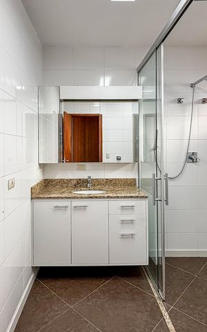 Casa à venda com 452m², 3 quartos e 9 vagas