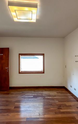 Casa à venda com 452m², 3 quartos e 9 vagas