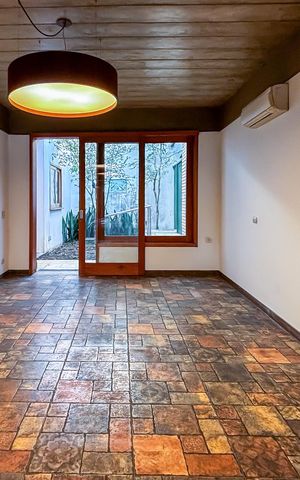 Casa à venda com 452m², 3 quartos e 9 vagas