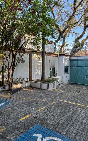 Casa à venda com 452m², 3 quartos e 9 vagas
