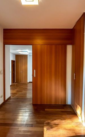 Casa à venda com 452m², 3 quartos e 9 vagas