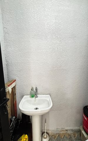 Apartamento à venda com 74m², 2 quartos e 1 vaga Apartamento à venda com 74m², 2 quartos e 1 vagaCobertura - Banheiro