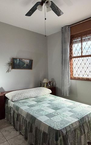Casa para alugar com 150m², 2 quartos e 1 vagaQuarto 1