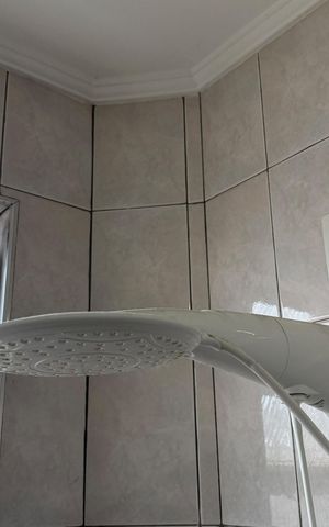 Casa para alugar com 150m², 2 quartos e 1 vagaBanheiro