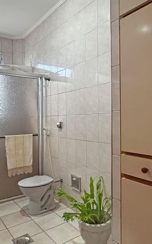 Casa para alugar com 150m², 2 quartos e 1 vagaBanheiro