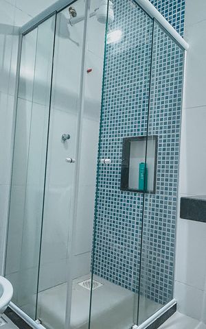Casa de condomínio para alugar com 67m², 2 quartos e 1 vaga Casa de condomínio para alugar com 67m², 2 quartos e 1 vagaBanheiro social