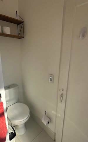 Apartamento para alugar com 49m², 1 quarto e sem vaga Apartamento para alugar com 49m², 1 quarto e sem vagaBanheiro da Suíte