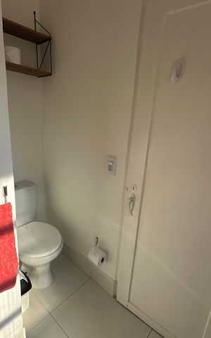 Apartamento para alugar com 49m², 1 quarto e sem vaga Apartamento para alugar com 49m², 1 quarto e sem vagaBanheiro da Suíte
