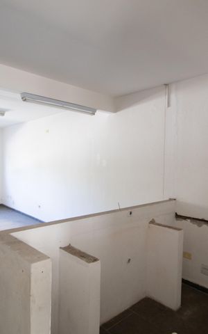 Casa à venda com 450m², 2 quartos e 4 vagasQuarto 7