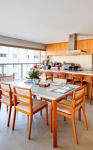 Apartamento à venda com 144m², 3 quartos e 2 vagas