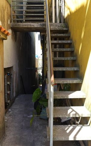 Casa para alugar com 40m², 1 quarto e sem vagaÁrea comum - Corredor - escadas