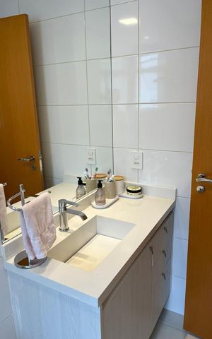 Apartamento à venda com 78m², 2 quartos e 2 vagas Apartamento à venda com 78m², 2 quartos e 2 vagasBanheiro