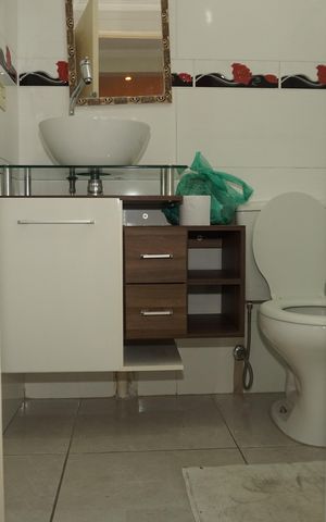 Apartamento para alugar com 52m², 2 quartos e 1 vagaBanheiro