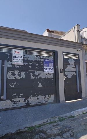 Casa de condomínio à venda com 65m², 2 quartos e 1 vagaFachada