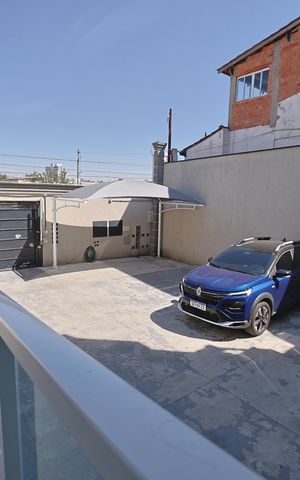 Casa de condomínio à venda com 65m², 2 quartos e 1 vagaGaragem
