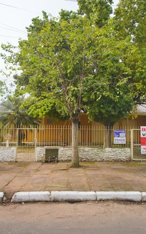Casa à venda com 525m², 1 quarto e 1 vagaFcahada