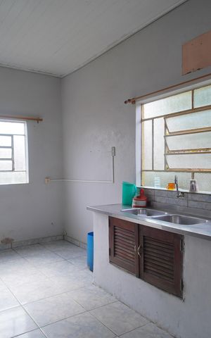 Casa à venda com 525m², 1 quarto e 1 vagaSala/Cozinha