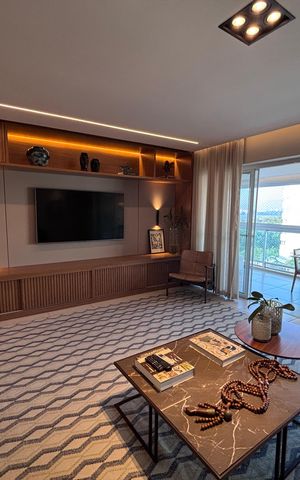 Apartamento à venda com 195m², 4 quartos e 3 vagasSala