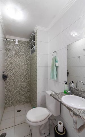 Apartamento à venda com 70m², 2 quartos e 1 vaga Apartamento à venda com 70m², 2 quartos e 1 vagaBanheiro