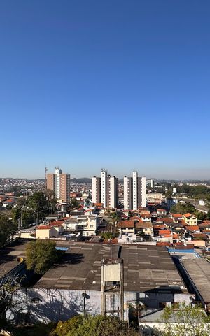 Apartamento à venda com 98m², 2 quartos e 1 vaga Apartamento à venda com 98m², 2 quartos e 1 vagaVista da Sacada