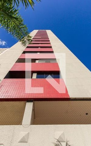 Apartamento à venda com 73m², 3 quartos e 2 vagas Apartamento à venda com 73m², 3 quartos e 2 vagasFachada