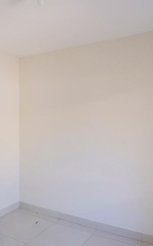 Casa à venda com 200m², 2 quartos e 5 vagasÁrea de serviço e edícula