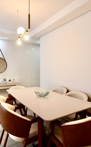 Apartamento à venda com 64m², 3 quartos e 1 vaga Apartamento à venda com 64m², 3 quartos e 1 vagaSala de Jantar