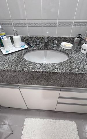 Apartamento à venda com 65m², 2 quartos e 1 vaga Apartamento à venda com 65m², 2 quartos e 1 vagaBanheiro do Quarto 1