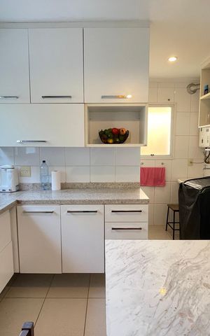 Casa de condomínio à venda com 107m², 2 quartos e 2 vagas Casa de condomínio à venda com 107m², 2 quartos e 2 vagasCozinha