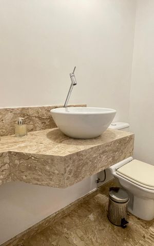 Casa de condomínio à venda com 107m², 2 quartos e 2 vagas Casa de condomínio à venda com 107m², 2 quartos e 2 vagasBanheiro 3