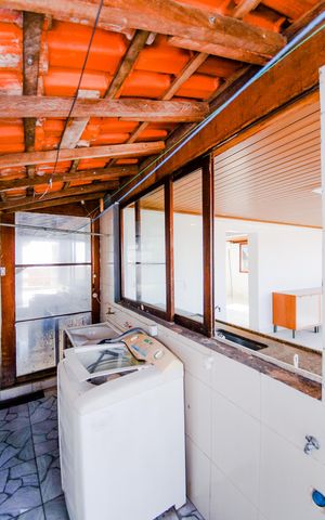 Casa para alugar com 140m², 2 quartos e 2 vagasÁrea de Serviço