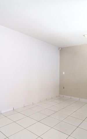 Casa para alugar com 170m², 4 quartos e 3 vagasSala