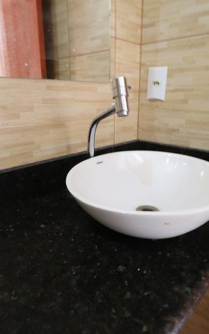 Casa para alugar com 170m², 4 quartos e 3 vagasBanheiro Social 2