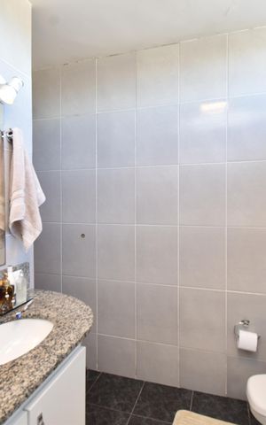 Apartamento à venda com 154m², 3 quartos e 2 vagasBanheiro da Suíte