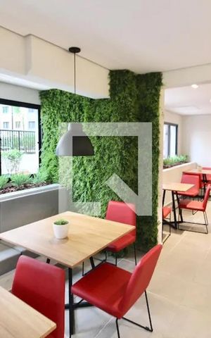 Apartamento para alugar com 38m², 2 quartos e 1 vagaÁrea comum