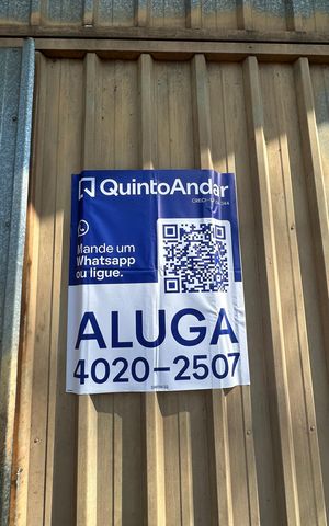 Casa para alugar com 75m², 3 quartos e sem vaga Casa para alugar com 75m², 3 quartos e sem vagaFachada