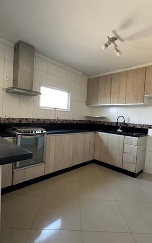 Casa para alugar com 75m², 3 quartos e sem vaga Casa para alugar com 75m², 3 quartos e sem vagaCozinha