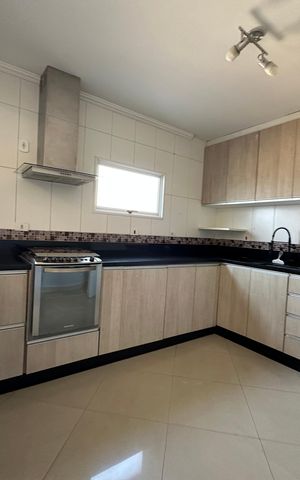 Casa para alugar com 75m², 3 quartos e sem vaga Casa para alugar com 75m², 3 quartos e sem vagaCozinha