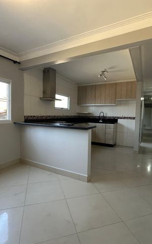 Casa para alugar com 75m², 3 quartos e sem vaga Casa para alugar com 75m², 3 quartos e sem vagaSala