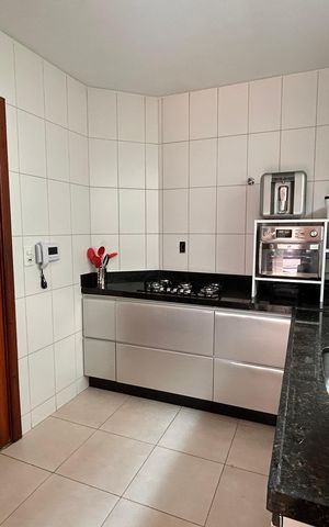 Casa para alugar com 220m², 3 quartos e 4 vagas