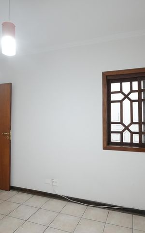 Casa para alugar com 189m², 4 quartos e 2 vagasQuarto 4
