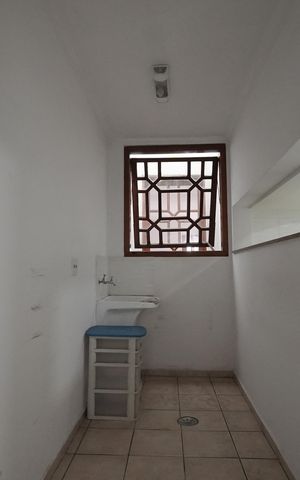 Casa para alugar com 189m², 4 quartos e 2 vagasÁrea de Serviço