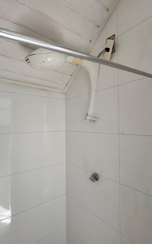 Casa de condomínio à venda com 600m², 3 quartos e 3 vagas Casa de condomínio à venda com 600m², 3 quartos e 3 vagasLavabo