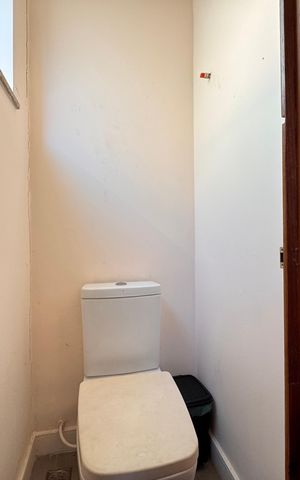 Casa de condomínio à venda com 600m², 3 quartos e 3 vagas Casa de condomínio à venda com 600m², 3 quartos e 3 vagasLavabo