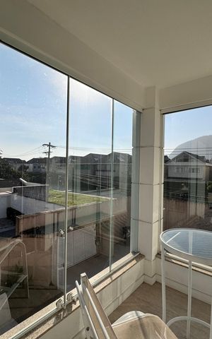 Casa de condomínio à venda com 600m², 3 quartos e 3 vagas Casa de condomínio à venda com 600m², 3 quartos e 3 vagasSuíte 1 - Varanda