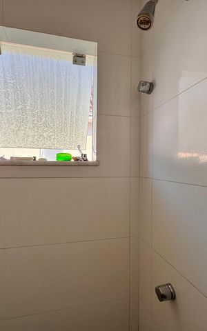 Casa de condomínio à venda com 600m², 3 quartos e 3 vagas Casa de condomínio à venda com 600m², 3 quartos e 3 vagasSuíte 3 - Banheiro