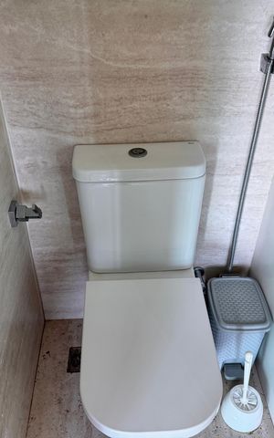 Casa de condomínio à venda com 600m², 3 quartos e 3 vagas Casa de condomínio à venda com 600m², 3 quartos e 3 vagasSuíte 1 - Banheiro