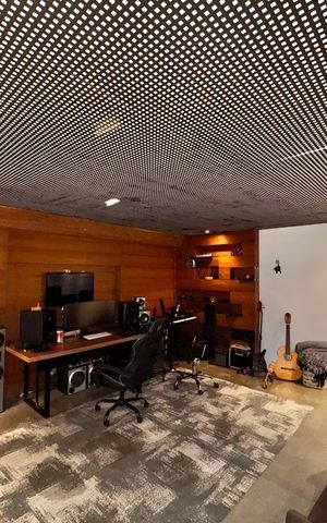 Casa de condomínio à venda com 600m², 3 quartos e 3 vagas Casa de condomínio à venda com 600m², 3 quartos e 3 vagasSala de Cinema