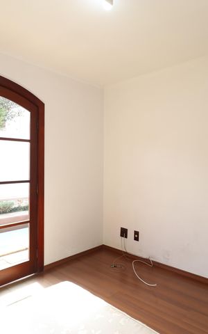 Casa à venda com 600m², 4 quartos e 3 vagasQuarto 1